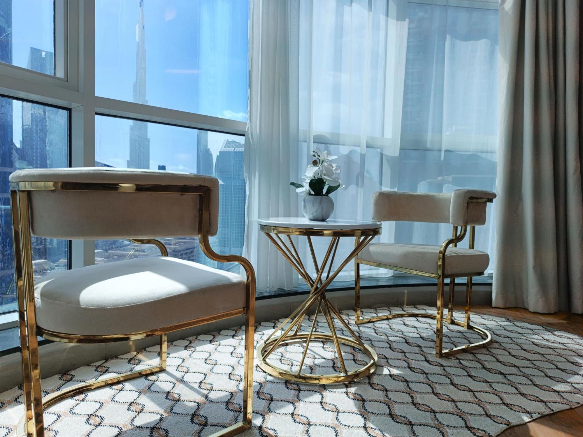 Three Bedroom Suite Burj Khalifa View