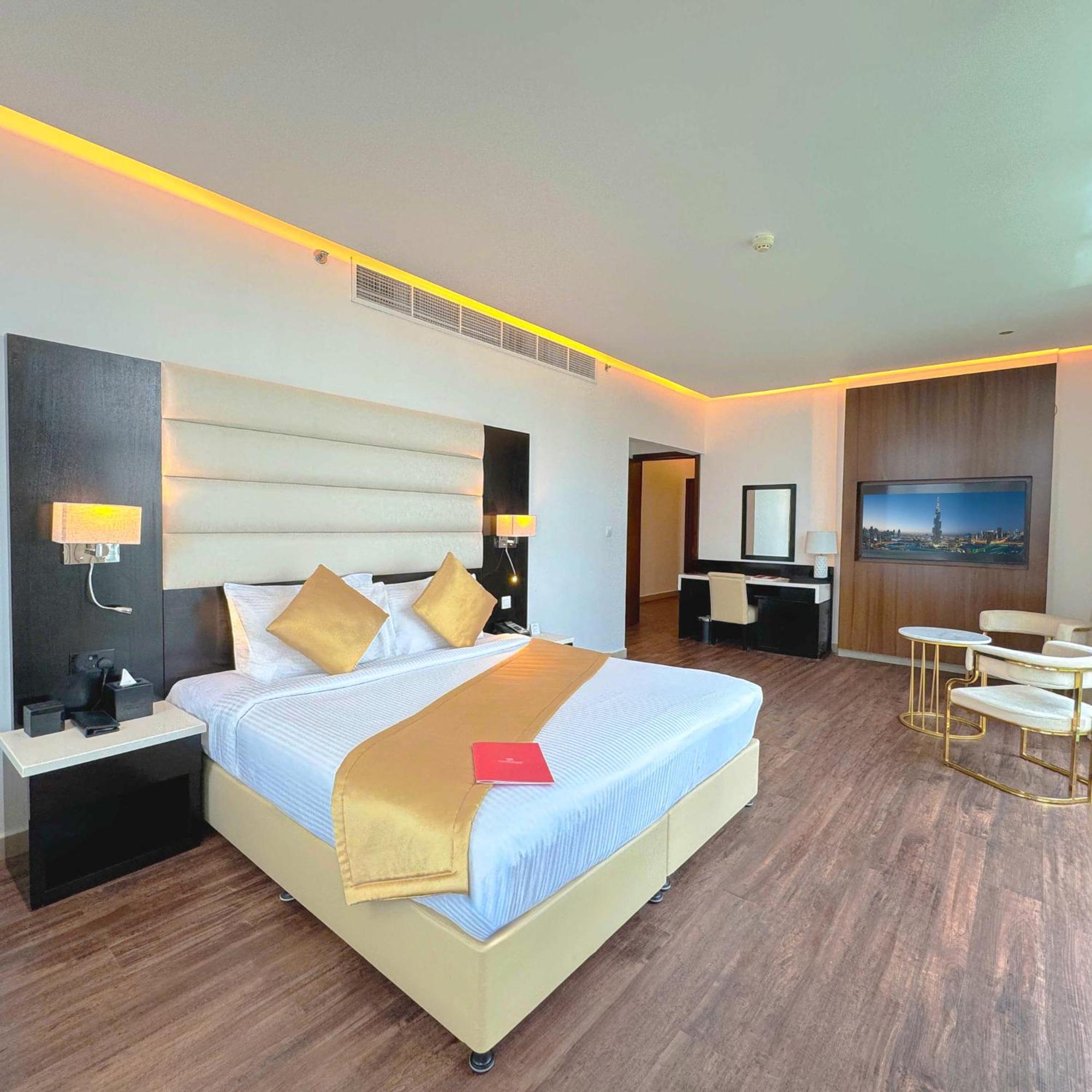 Club Suite Burj Khalifa View
